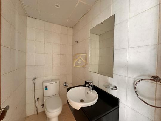 Stunning 2 Bed | Great Deal | Full Lake View